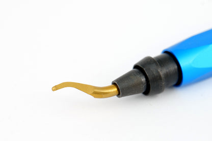 Deburrer with 3 titanium coated blades